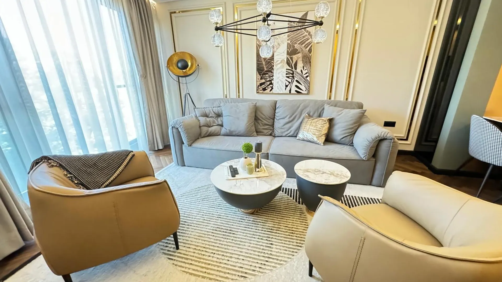 דירה בורגאס Kandinski Lux Apart